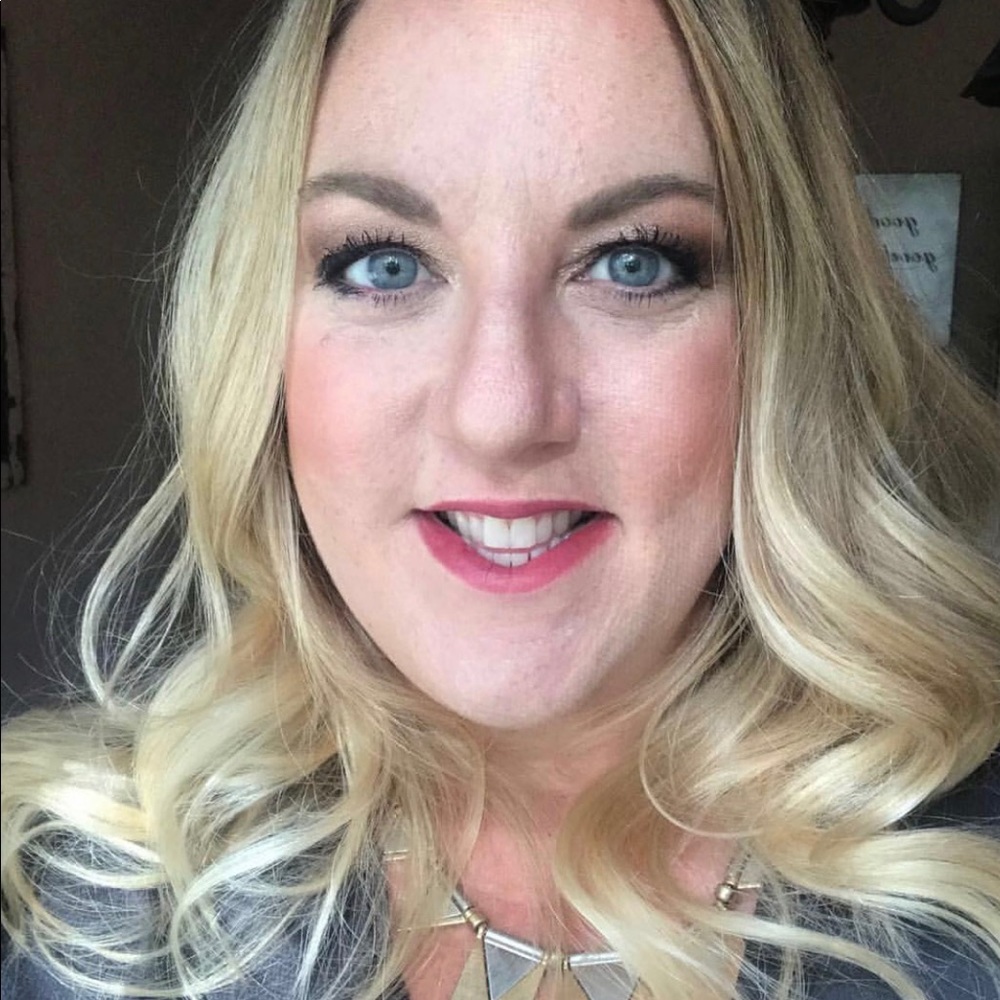 Meet your Posher, Erika